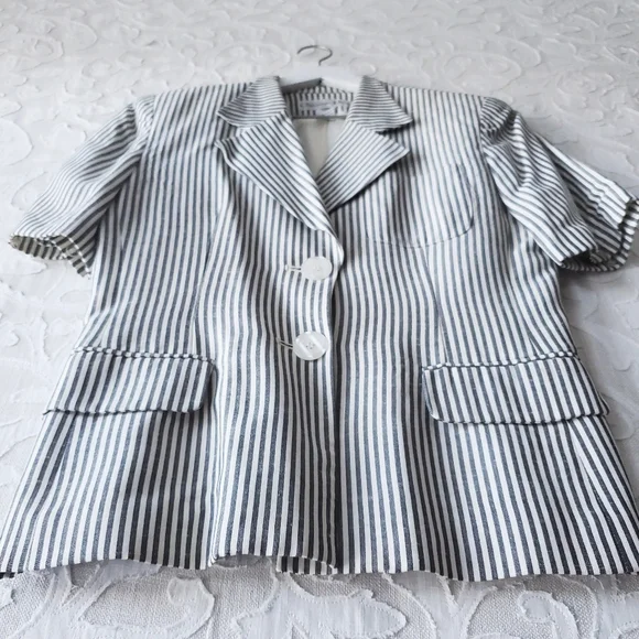 Vintage Christian Dior Short Sleeve Jacket - Picture 10 of 13